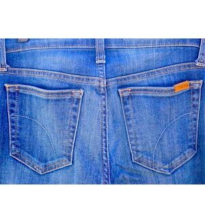 Authentic Joe’s Jeans-classic fit jeans. Very flattering fit.